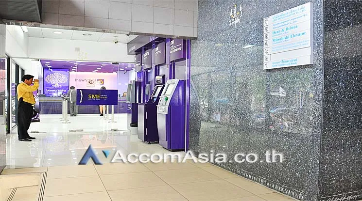 unit Office space For Rent in Silom, Bangkok  near BTS Sala Daeng (AA12612)